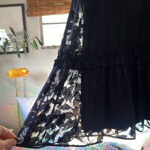 Maggy London size 6 never worn in great shape navy blue